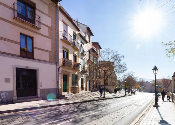 WintowinRentals Fabuloso ático con terraza junto al Albaicín